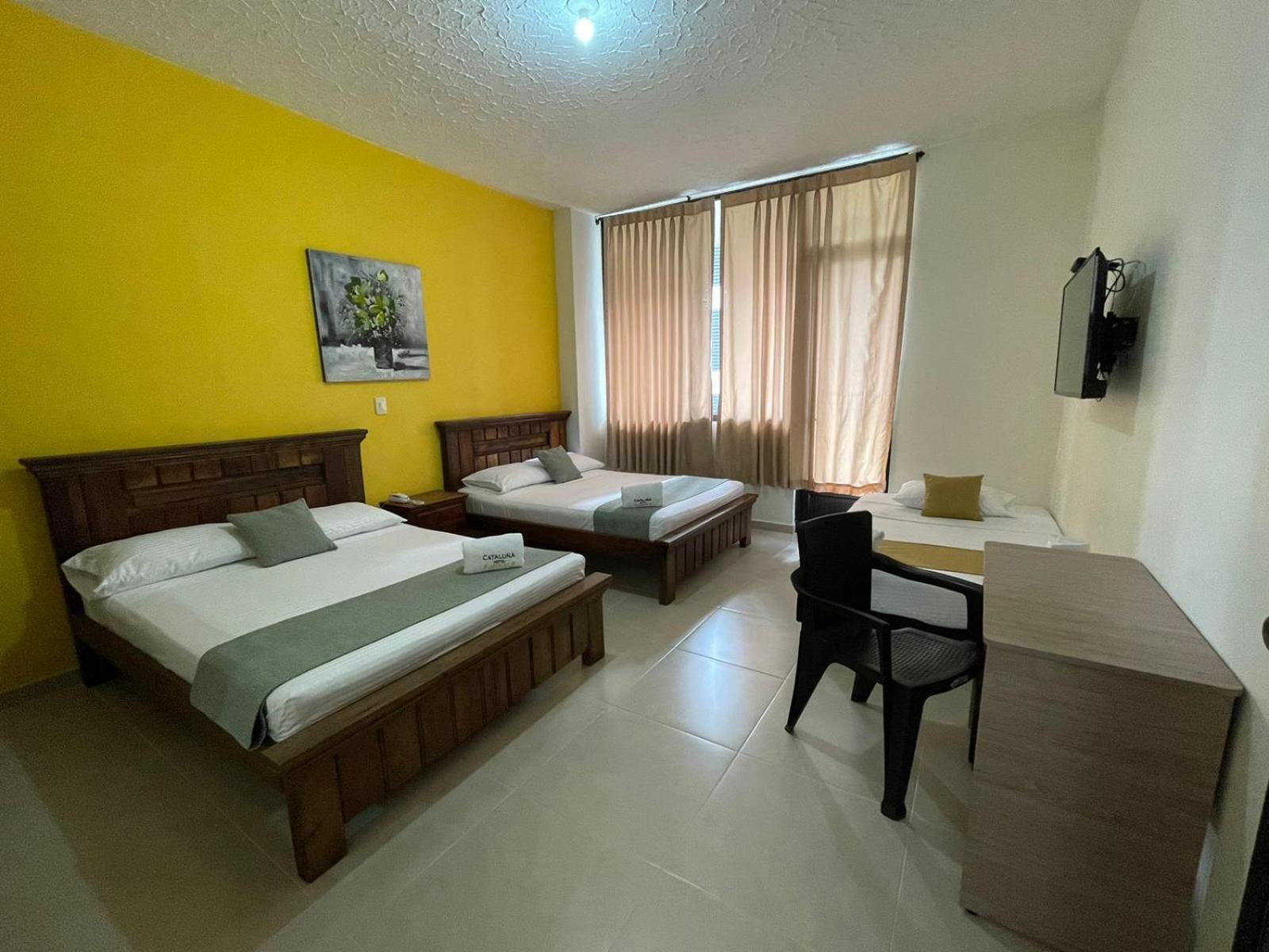 Hotel Cataluna - Soluciones Hoteleras Pereira Exterior photo