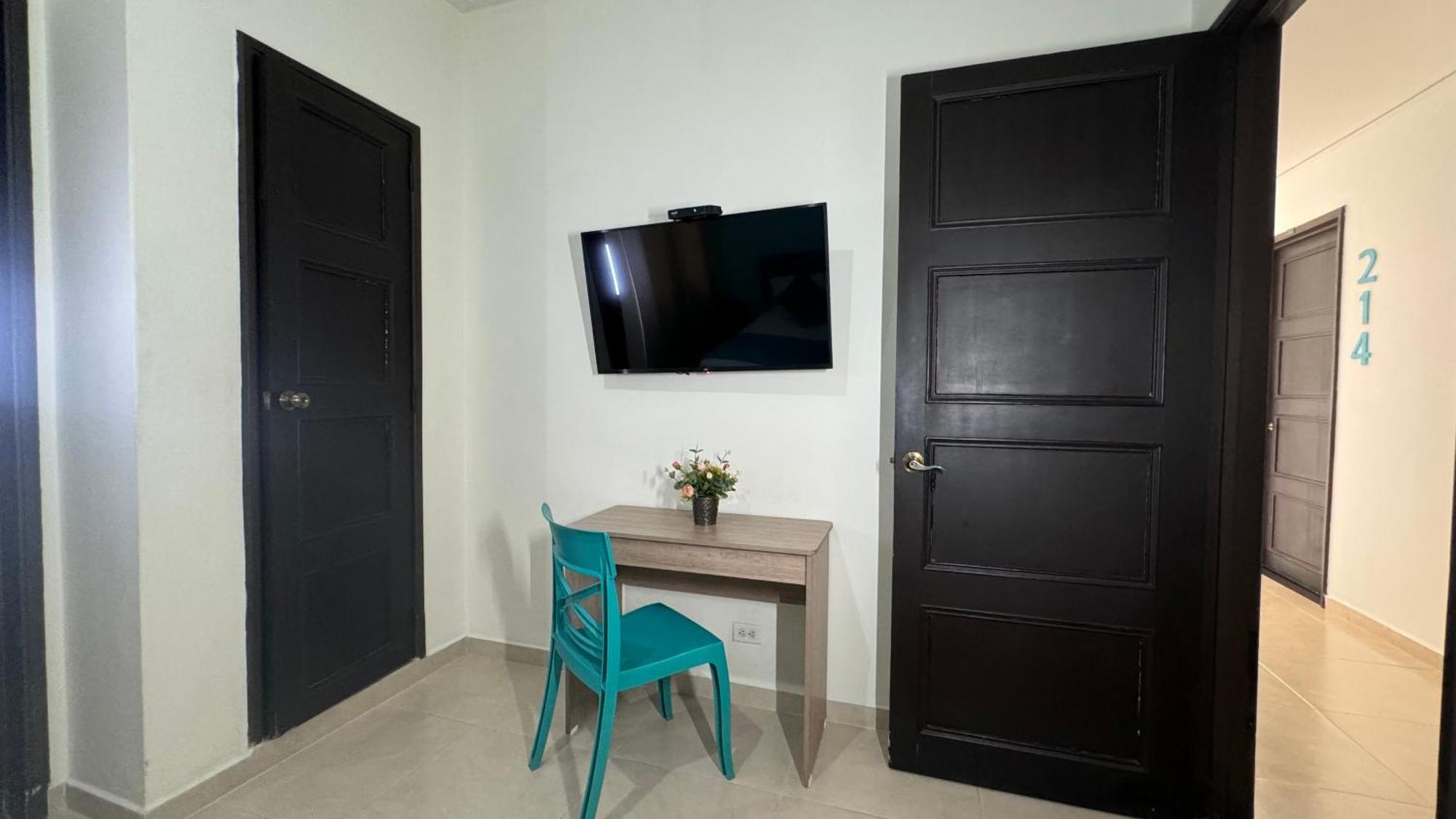 Hotel Cataluna - Soluciones Hoteleras Pereira Exterior photo