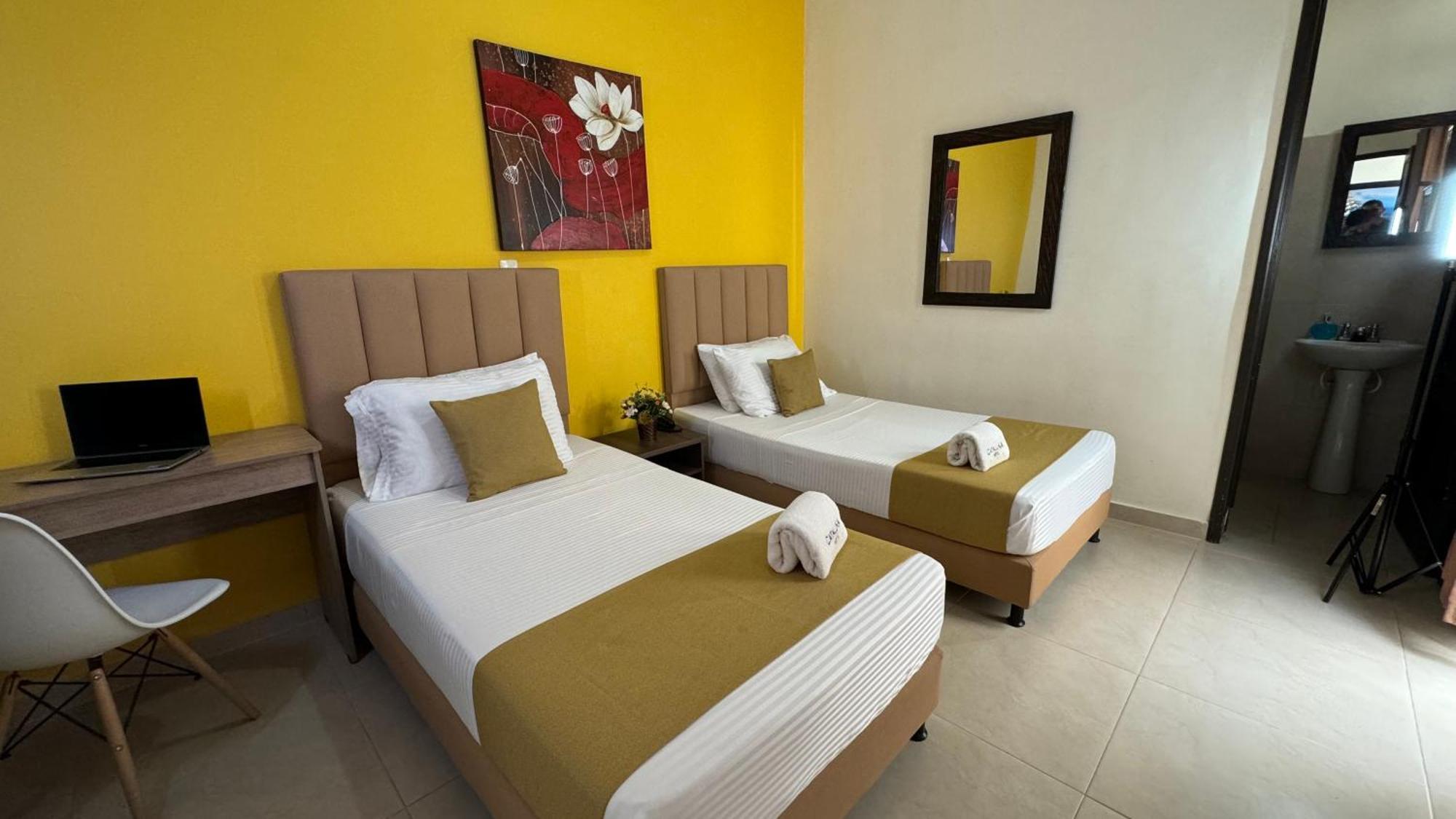 Hotel Cataluna - Soluciones Hoteleras Pereira Exterior photo