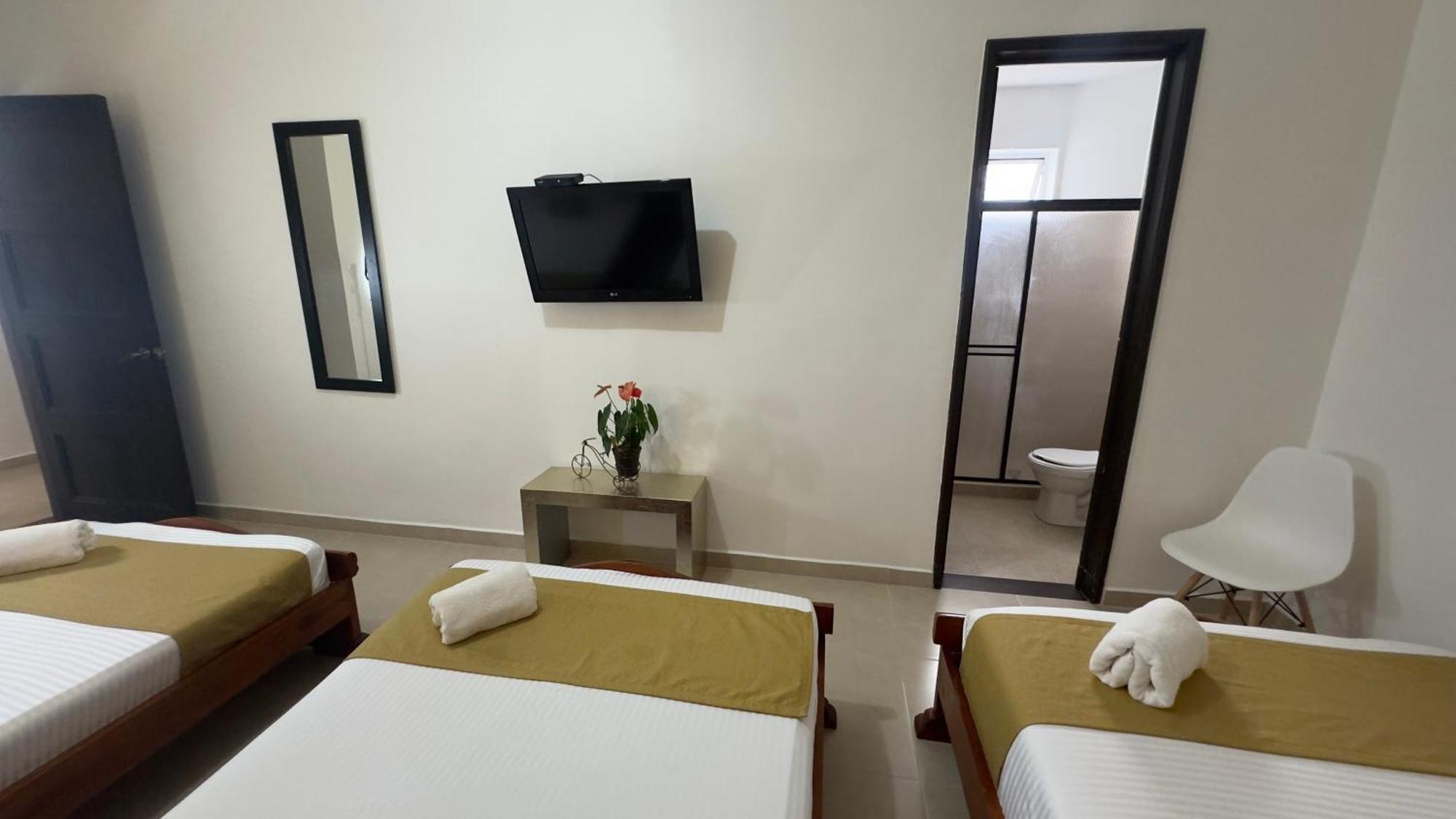 Hotel Cataluna - Soluciones Hoteleras Pereira Exterior photo